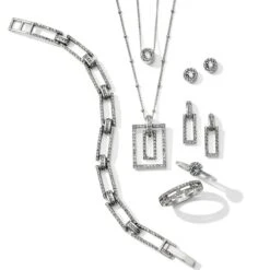 Front Page -Brighton illumina solitaire ring silver 1